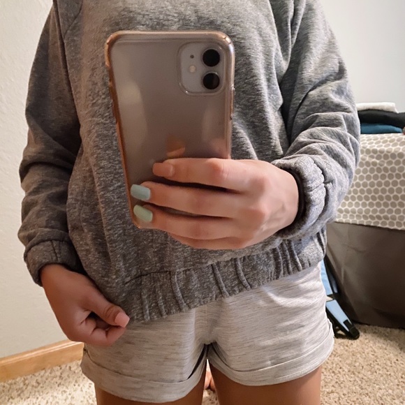 Grey pullover - Picture 4 of 6